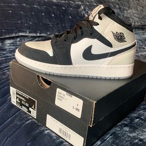 Air Jordans 1 MID Diamond Shorts (gs)